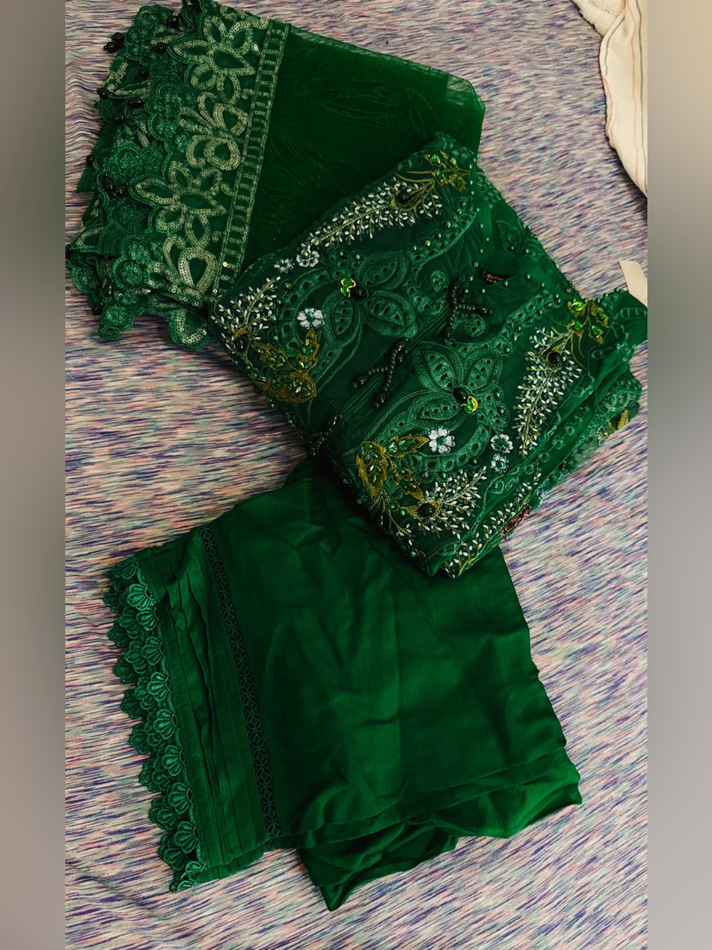 NWOT Embellished Deep Green Embroidered Fabric Set 3 pc set